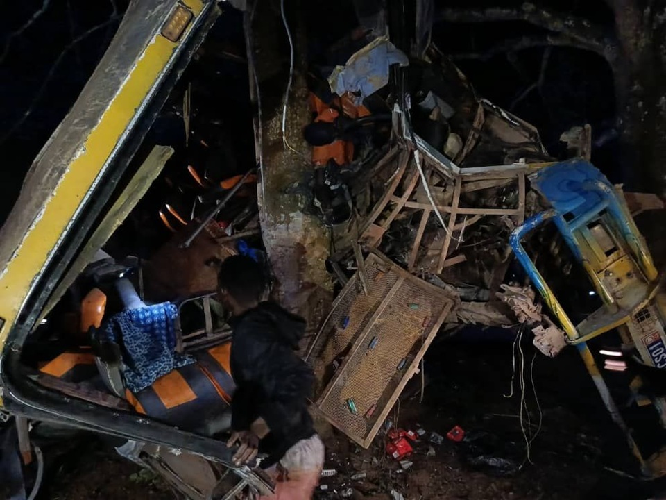 Dabou : une collision entre deux cars fait 31 blessés, dont un mort