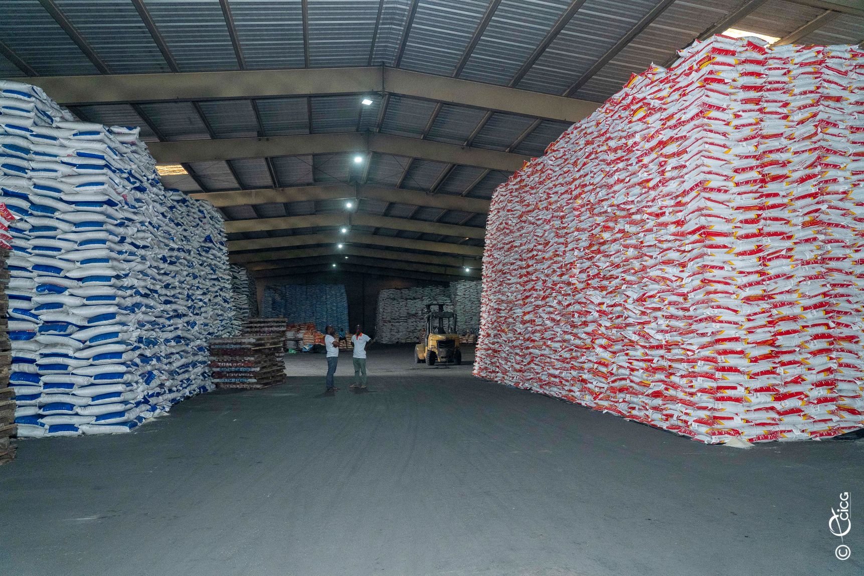 Abidjan, le 09 février 2026 – A l'approche des périodes de jeûne du Carême pour les chrétiens catholiques et du Ramadan pour les musulmans, la question de la disponibilité et de l'accessibilité des produits de grande consommation sur le marché national se