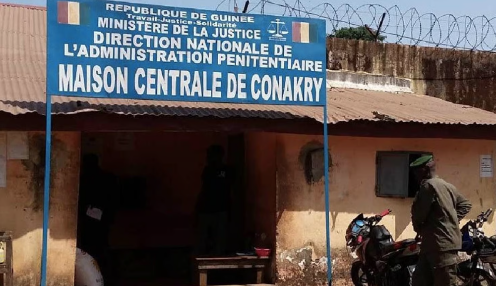 Kaloum : des tirs signalés aux abords de la Maison centrale, la population gagnée par la panique