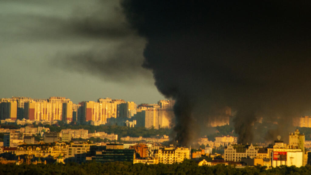 La Russie  frappe la capitale Ukrainienne  après trois jours de trêve